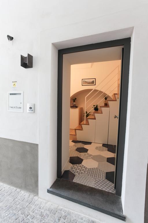 Вилла Desy'S House Минори Экстерьер фото